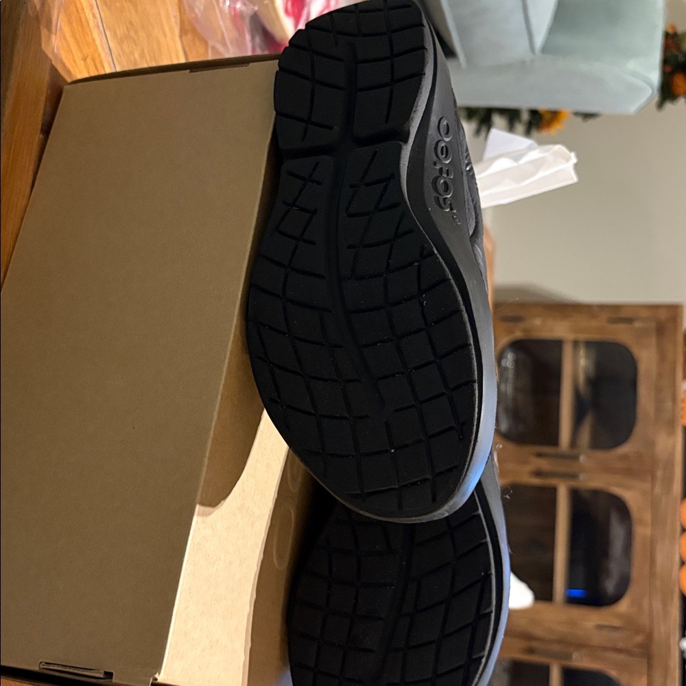 OOFOS OOCoozie Thermo Mule Women - Black - Picture 3 of 3